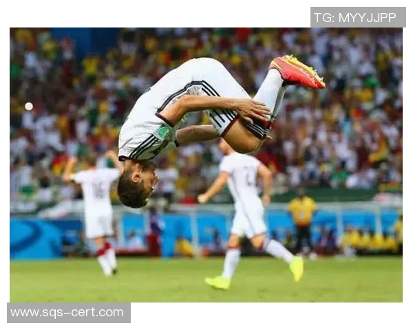 课本中的足球传奇：那些激励我们追梦的明星故事